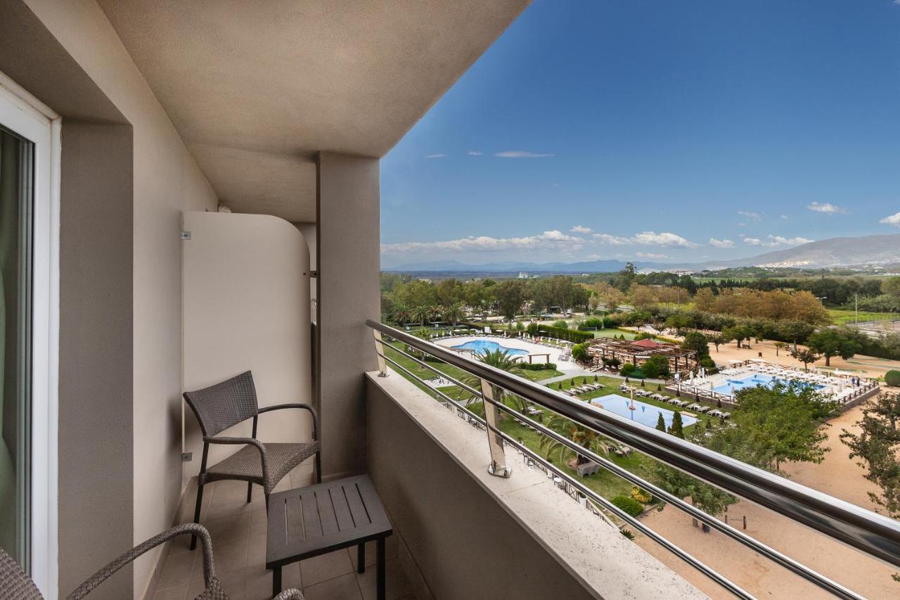 Hotel Spa Mediterraneo Park Roses Ruang foto