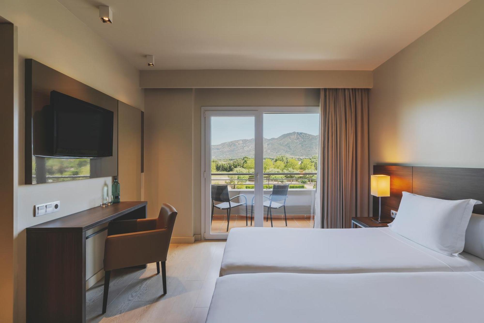 Hotel Spa Mediterraneo Park Roses Bagian luar foto