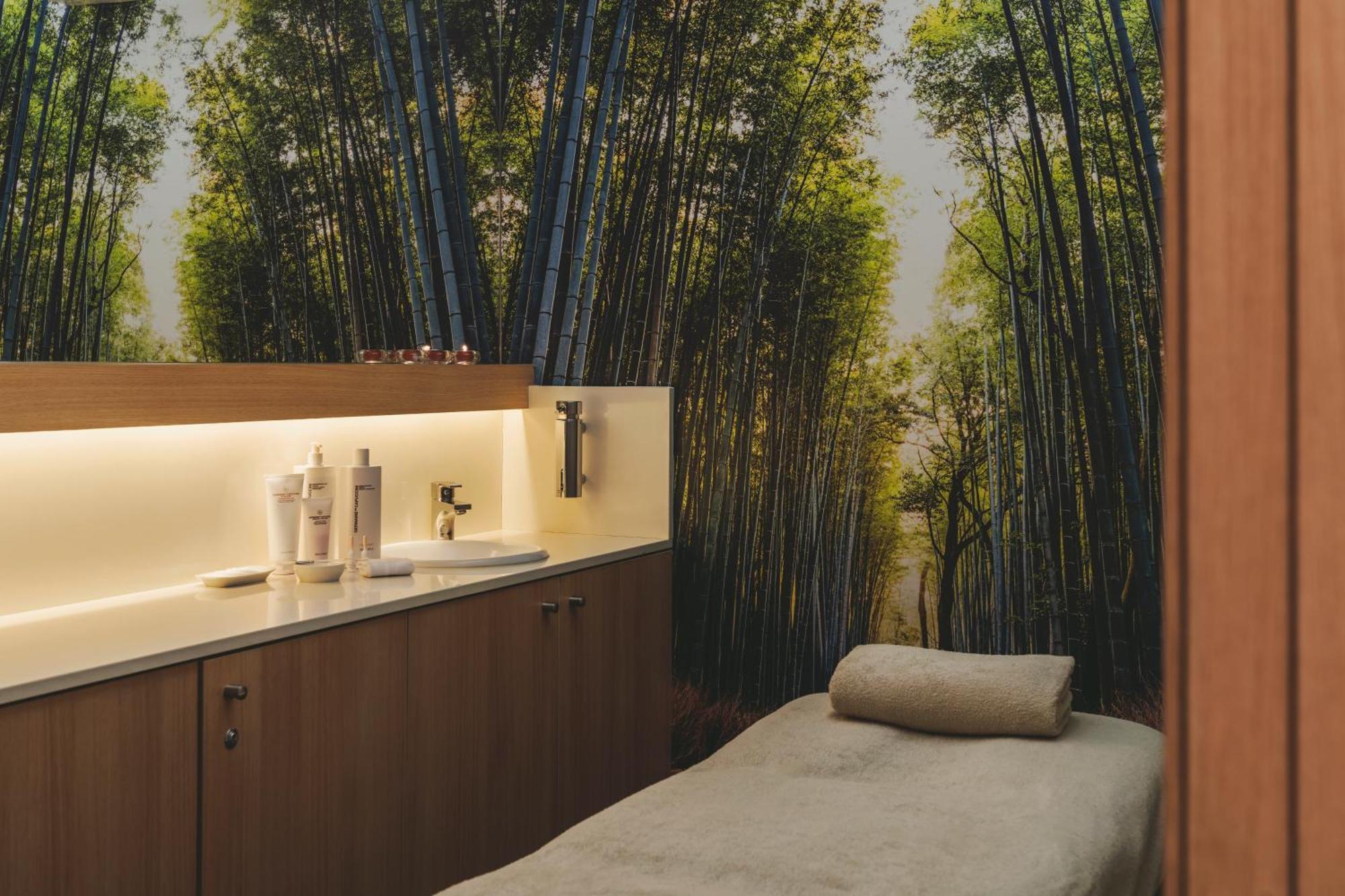 Hotel Spa Mediterraneo Park Roses Bagian luar foto