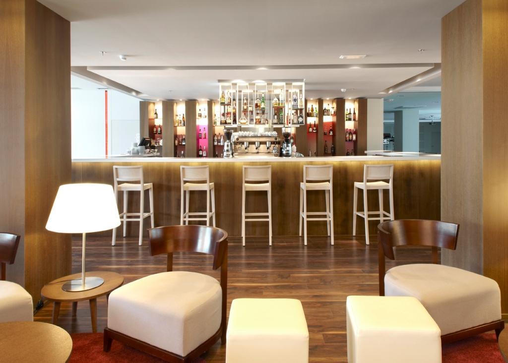 Hotel Spa Mediterraneo Park Roses Bagian luar foto